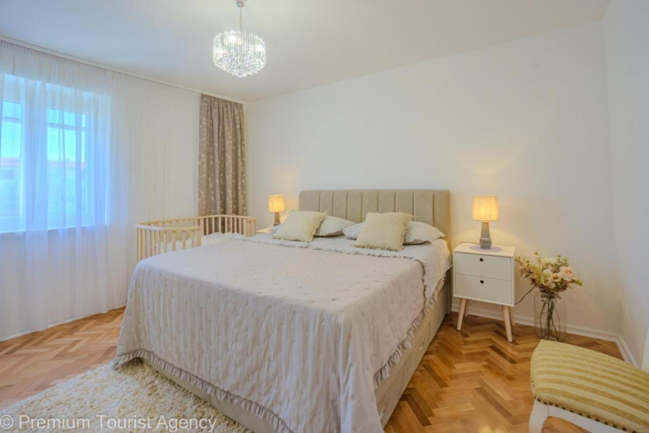 Sunset Apartment With Sea View Повляна Екстер'єр фото